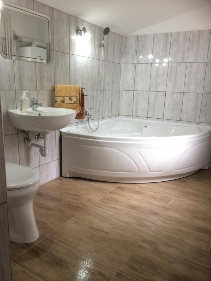 Hotel Gadoros Vendeghaz Egerszalók Zewnętrze zdjęcie