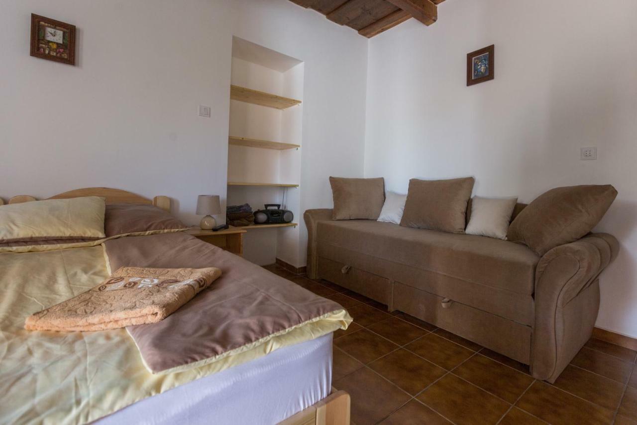Hotel Gadoros Vendeghaz Egerszalók Zewnętrze zdjęcie