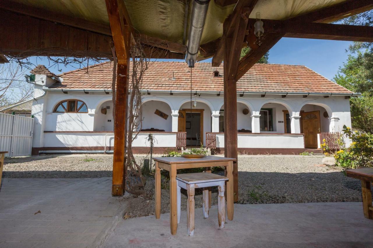 Hotel Gadoros Vendeghaz Egerszalók Zewnętrze zdjęcie