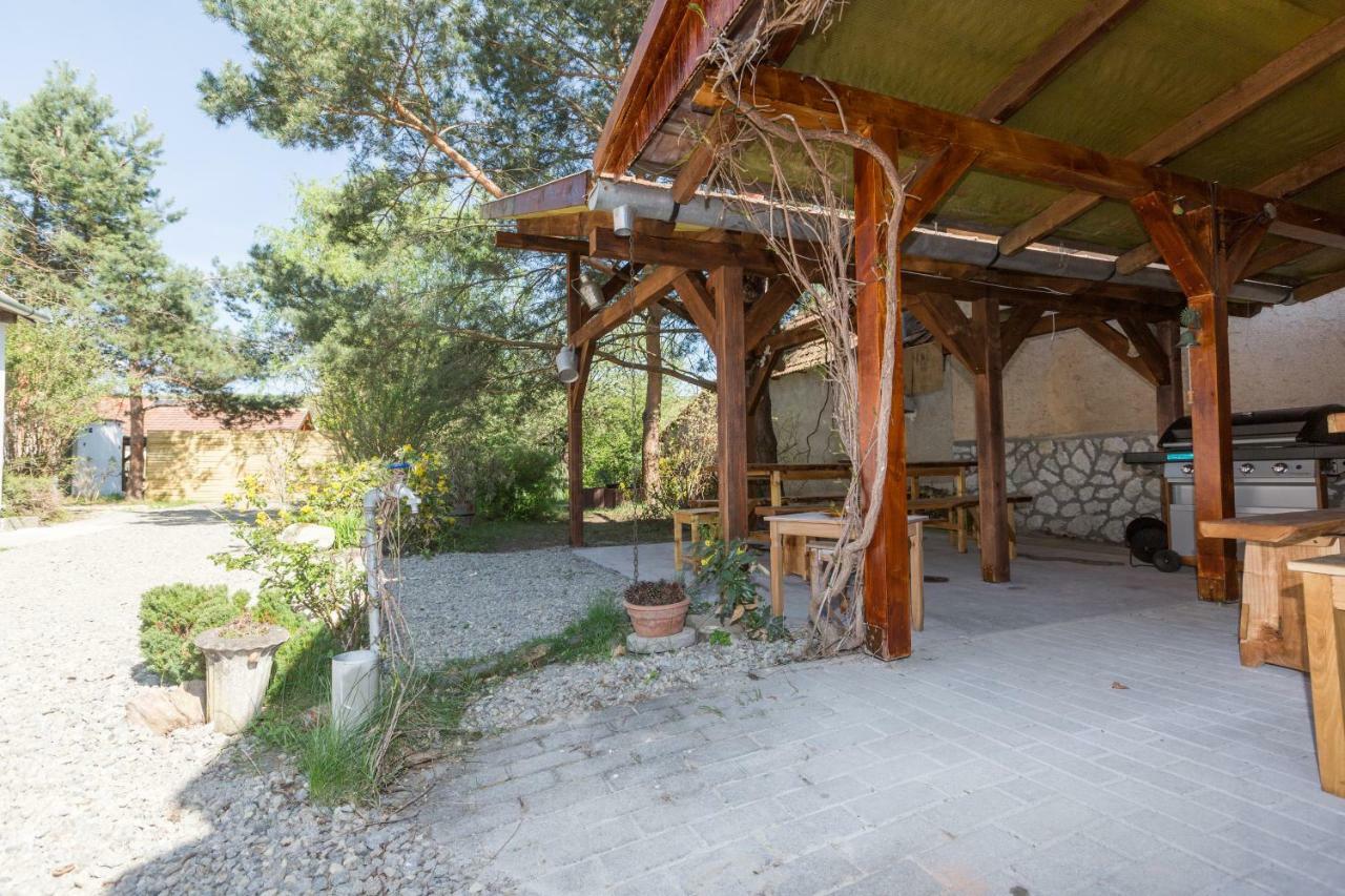Hotel Gadoros Vendeghaz Egerszalók Zewnętrze zdjęcie