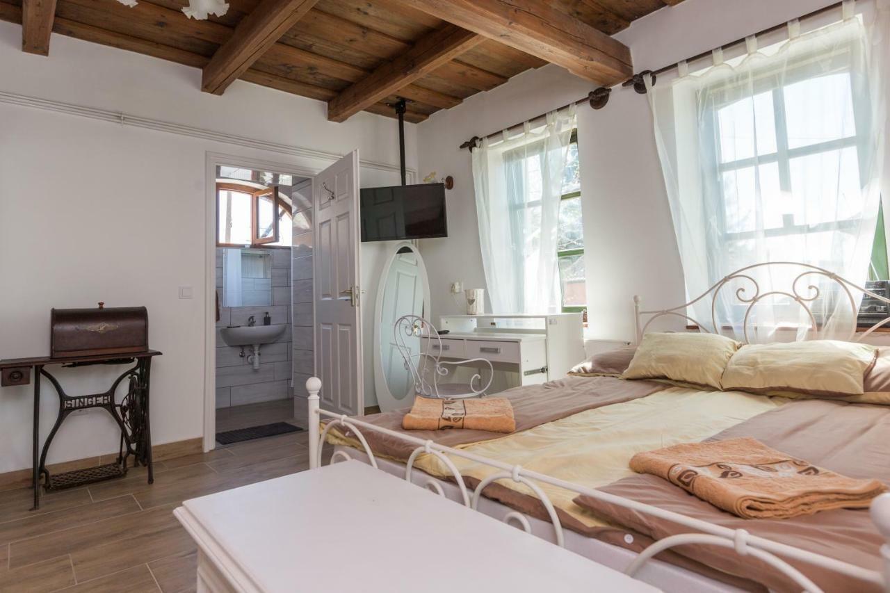 Hotel Gadoros Vendeghaz Egerszalók Zewnętrze zdjęcie