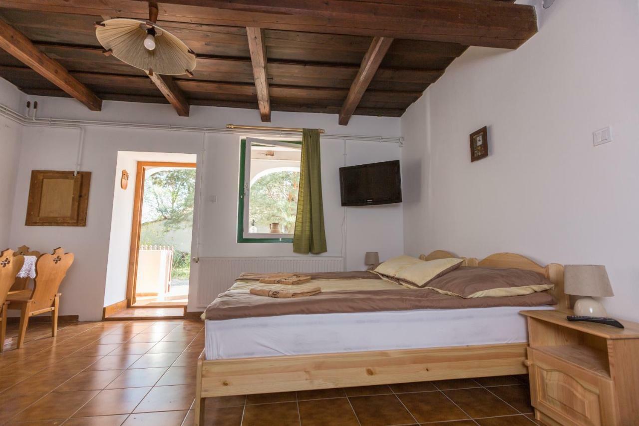 Hotel Gadoros Vendeghaz Egerszalók Zewnętrze zdjęcie