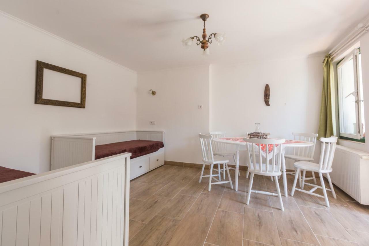 Hotel Gadoros Vendeghaz Egerszalók Zewnętrze zdjęcie