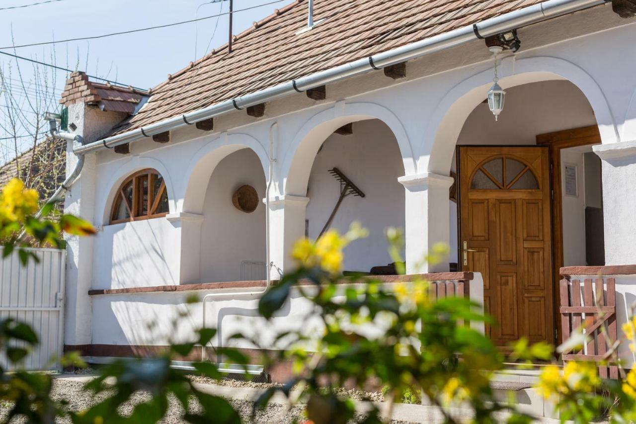 Hotel Gadoros Vendeghaz Egerszalók Zewnętrze zdjęcie